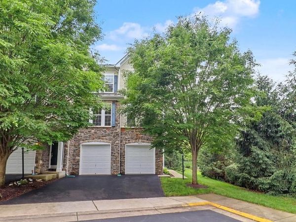 42371 TRELLIS SQUARE, BRAMBLETON, VA 20148