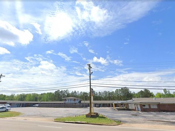 1103 W Hwy 72, Corinth, MS 38834