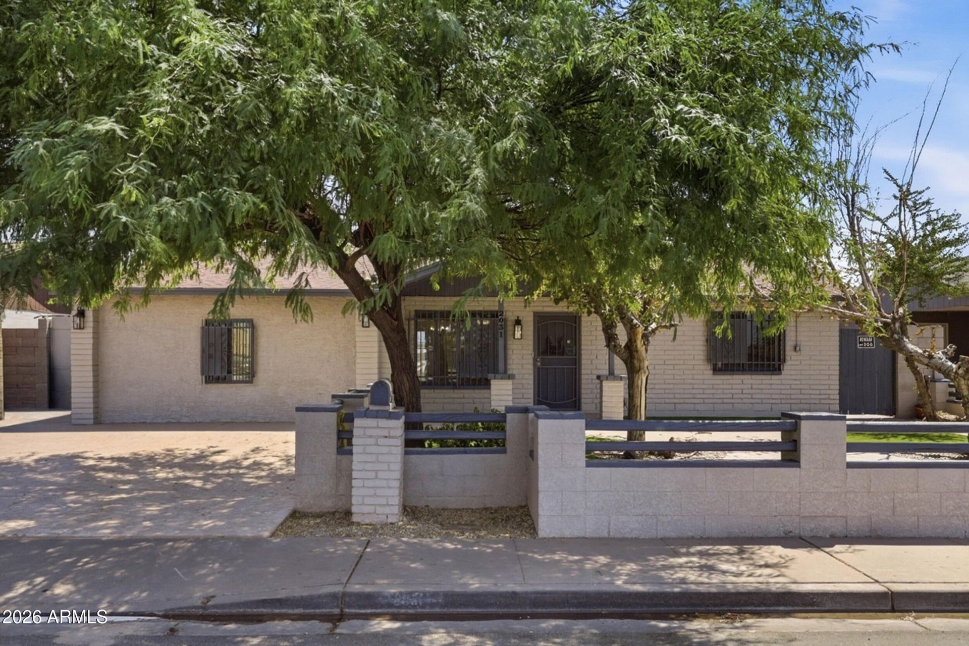2031 N 55th Avenue, Phoenix, AZ 85035 Main Photo