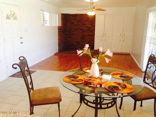 6902 E LATHAM Street, Scottsdale, AZ 85257