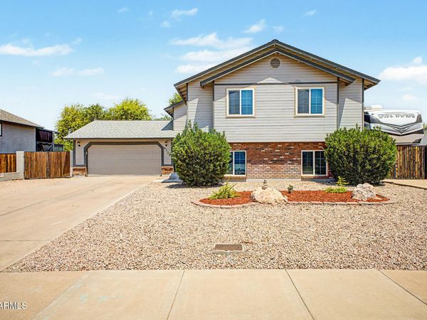 6730 E JUNIPER Street, Mesa, AZ 85205