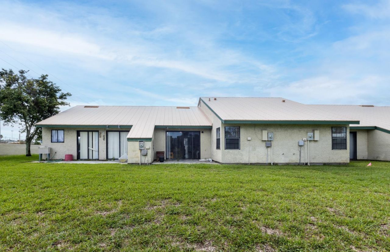 603 SW Jeanne Street, Port Saint Lucie, FL 34953 Photo