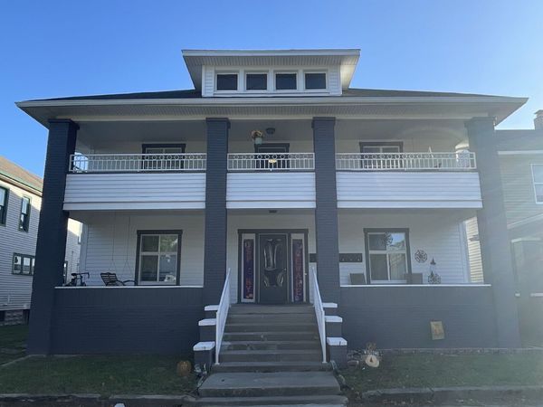 129 W Hendricks Street , Unit 4, Shelbyville, IN 46176