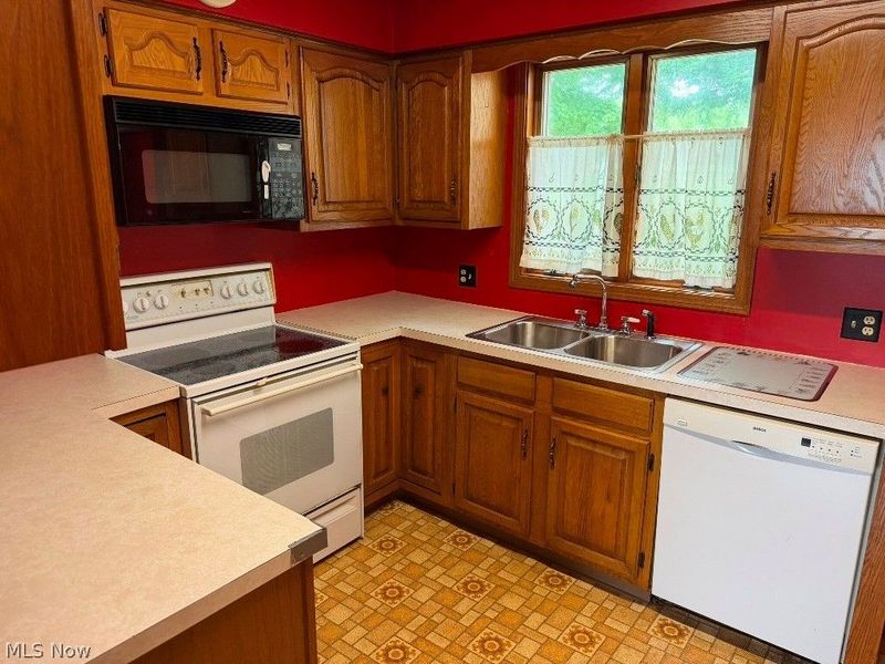 8311 S Elyria Road, Shreve, OH 44676 Photo 5