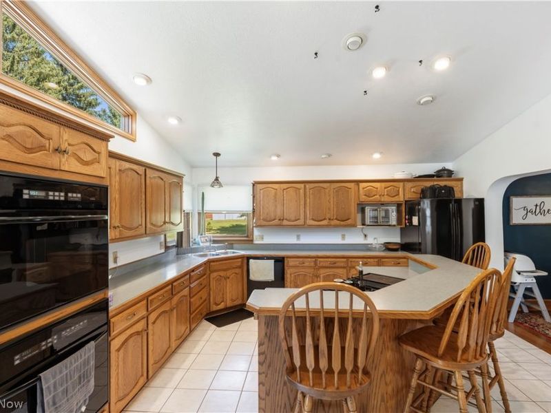 511 Milton Avenue, Wilmot, OH 44608 Photo 4