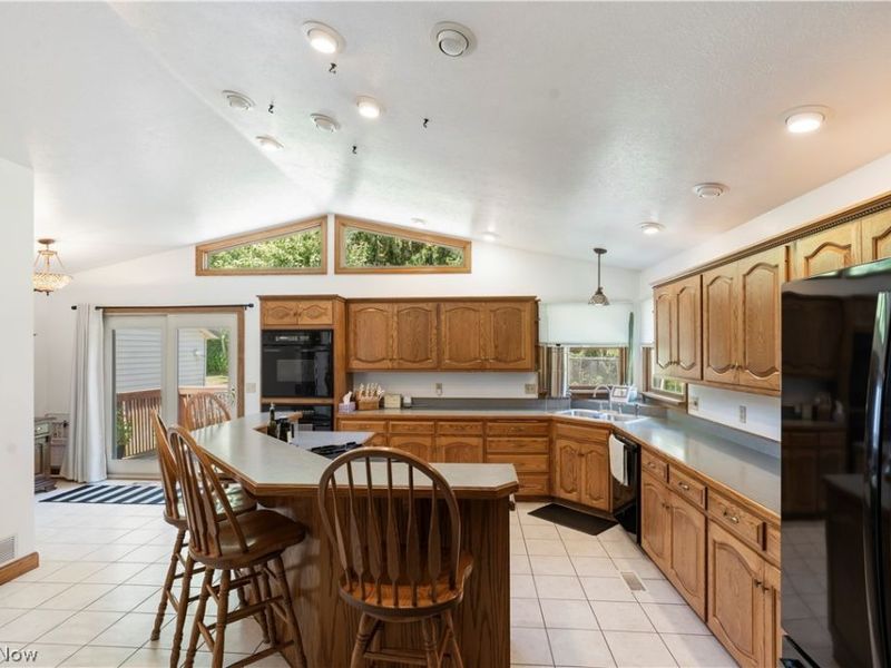 511 Milton Avenue, Wilmot, OH 44608 Photo 5