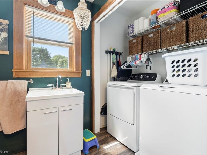 511 Milton Avenue, Wilmot, OH 44608 Photo 9