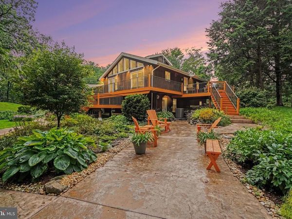 22 BARNETT DRIVE, DUNCANNON, PA 17020