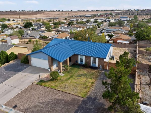 4610 Sapphire Drive NE, Rio Rancho, NM 87124
