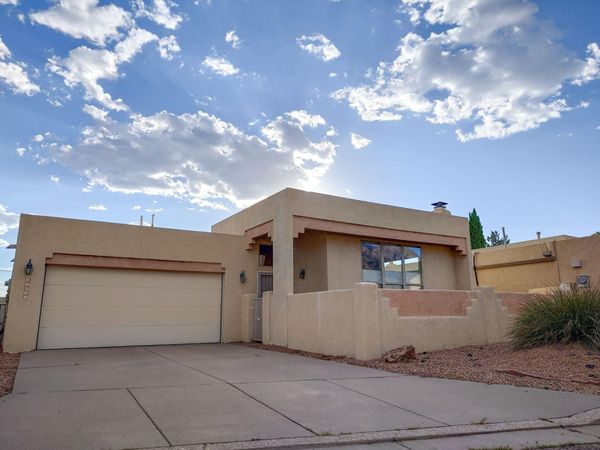 12605 Colony Place NE, Albuquerque, NM 87122