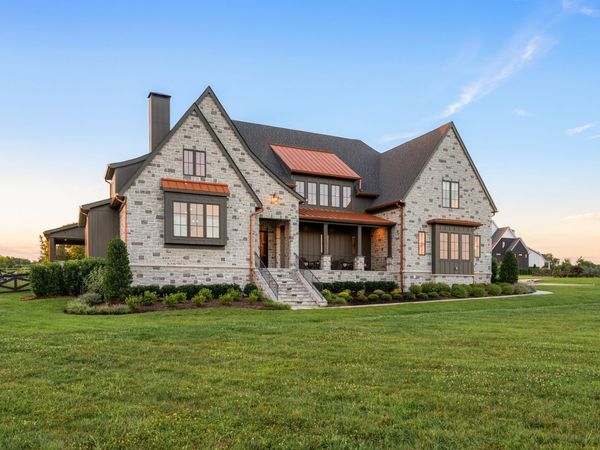 5201 Bond Springs Ct, Thompsons Station, TN 37179
