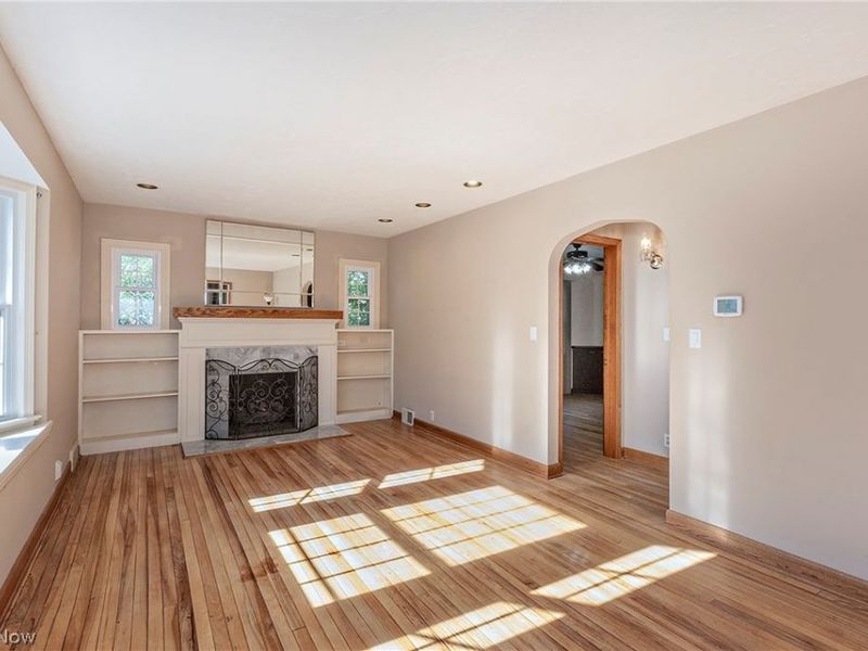 1016 Lander Road, Highland Heights, OH 44143 Photo 3