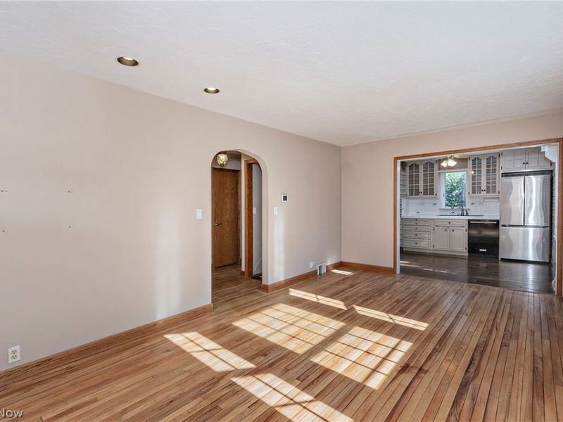 1016 Lander Road, Highland Heights, OH 44143 Photo 6