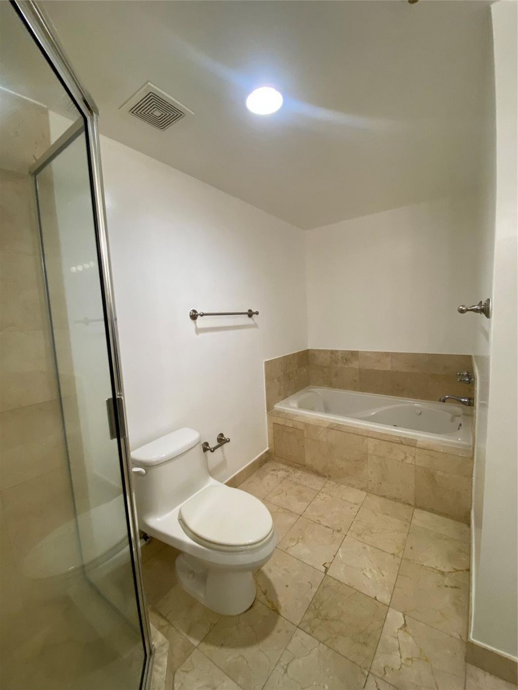 2030 S Douglas Road, Unit 403, Coral Gables, FL 33134 Photo