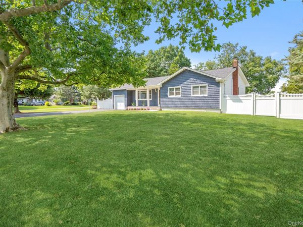 48 Newport Beach Boulevard , East Moriches, NY 11940