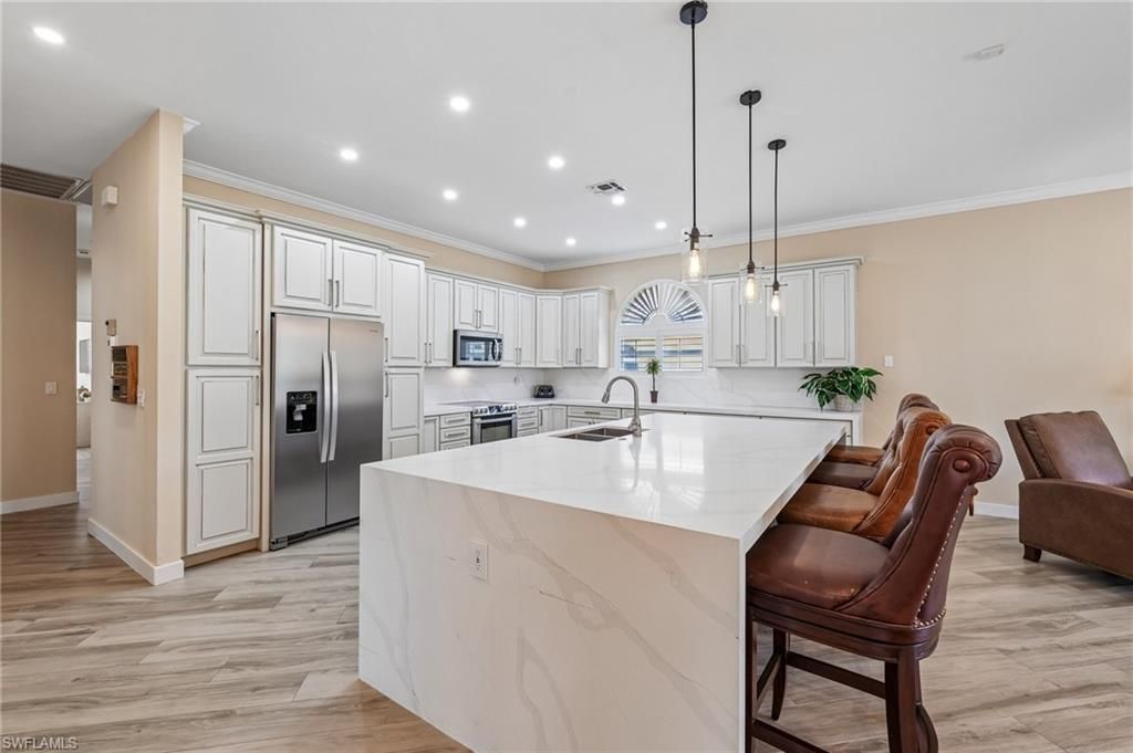 8868 Lely Island Cir, Naples, FL 34113 Photo