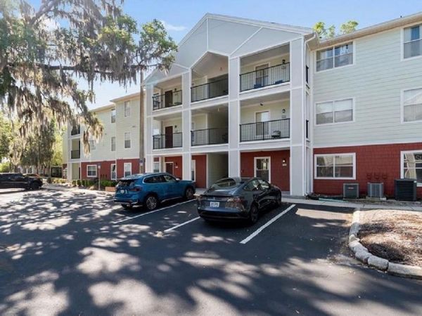 2360 SW ARCHER ROAD , Unit 915, GAINESVILLE, FL 32608