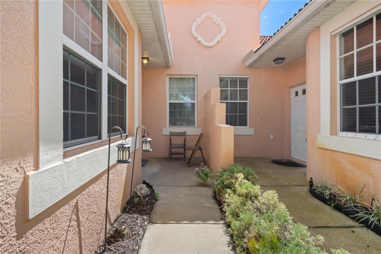 5626 Cortina Lane, Palmetto, FL 34221 Photo