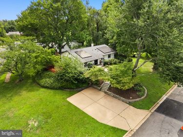 4951 ROSLYN ROAD, ANNANDALE, VA 22003