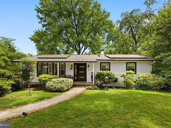 4951 ROSLYN ROAD , ANNANDALE, VA 22003