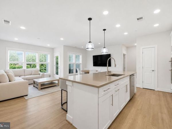 210 DECOVERLY DRIVE, Unit 205, GAITHERSBURG, MD 20878