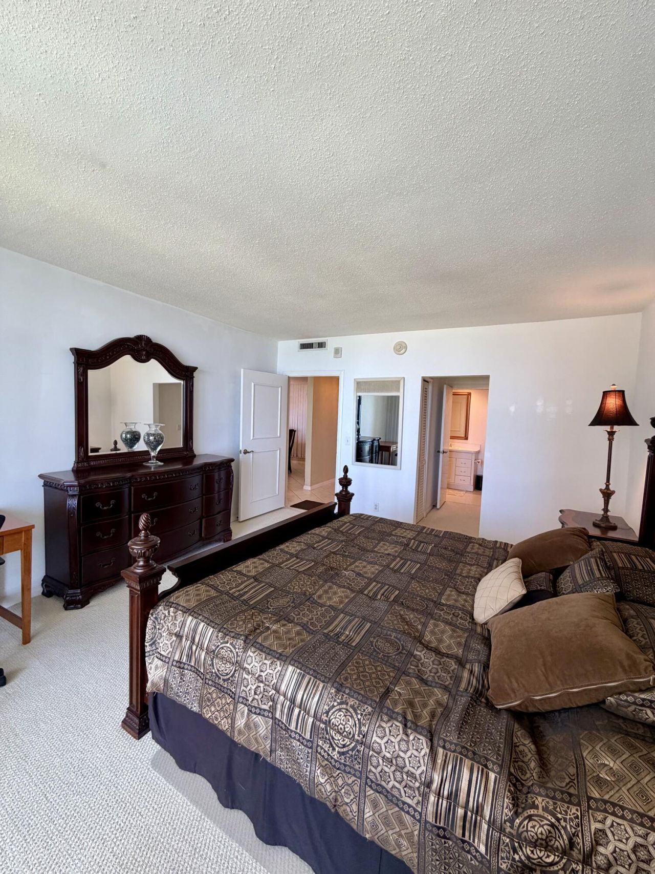 5400 N Ocean Drive, Singer Island, FL 33404 Photo