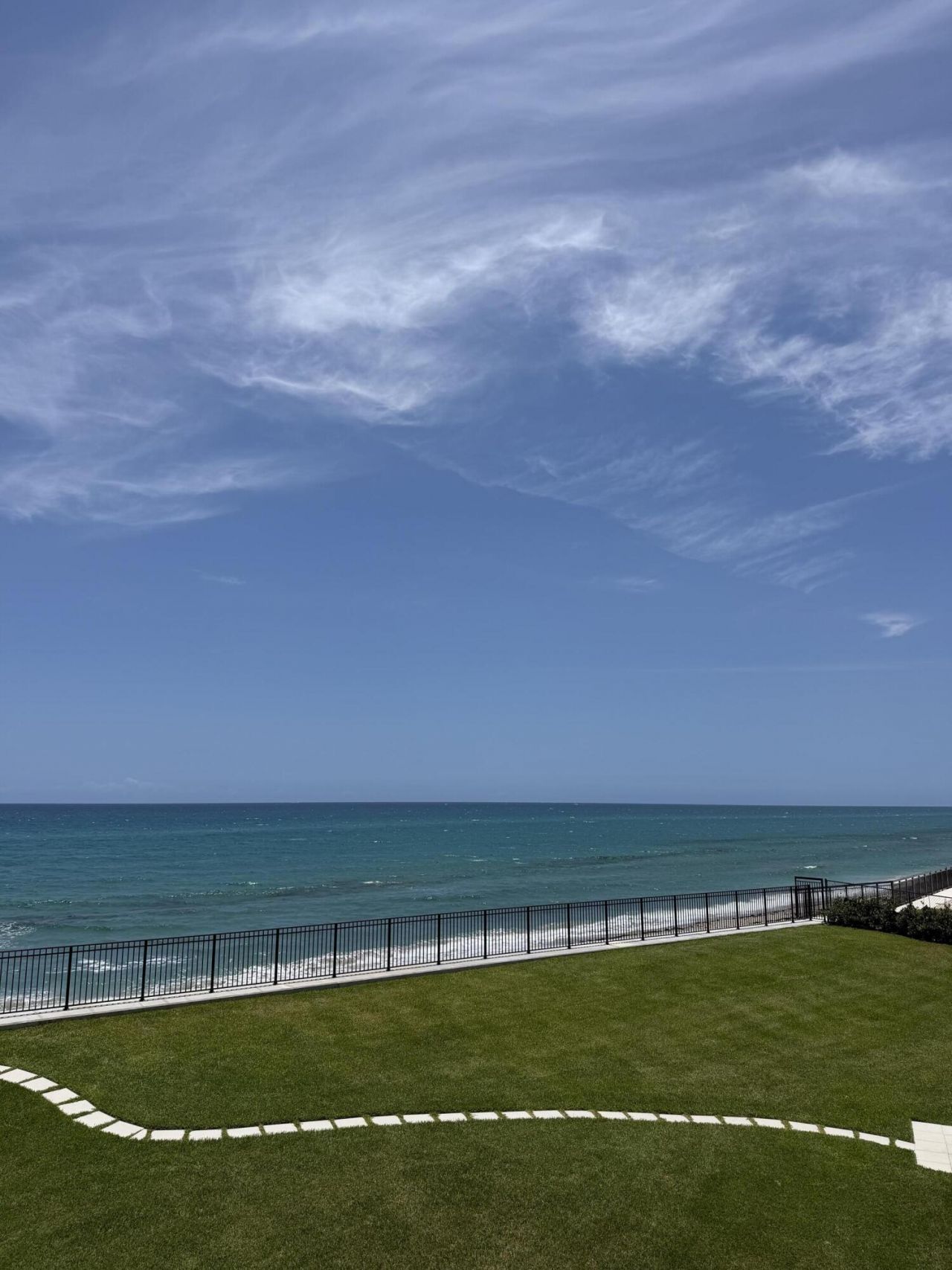 5400 N Ocean Drive, Singer Island, FL 33404 Photo