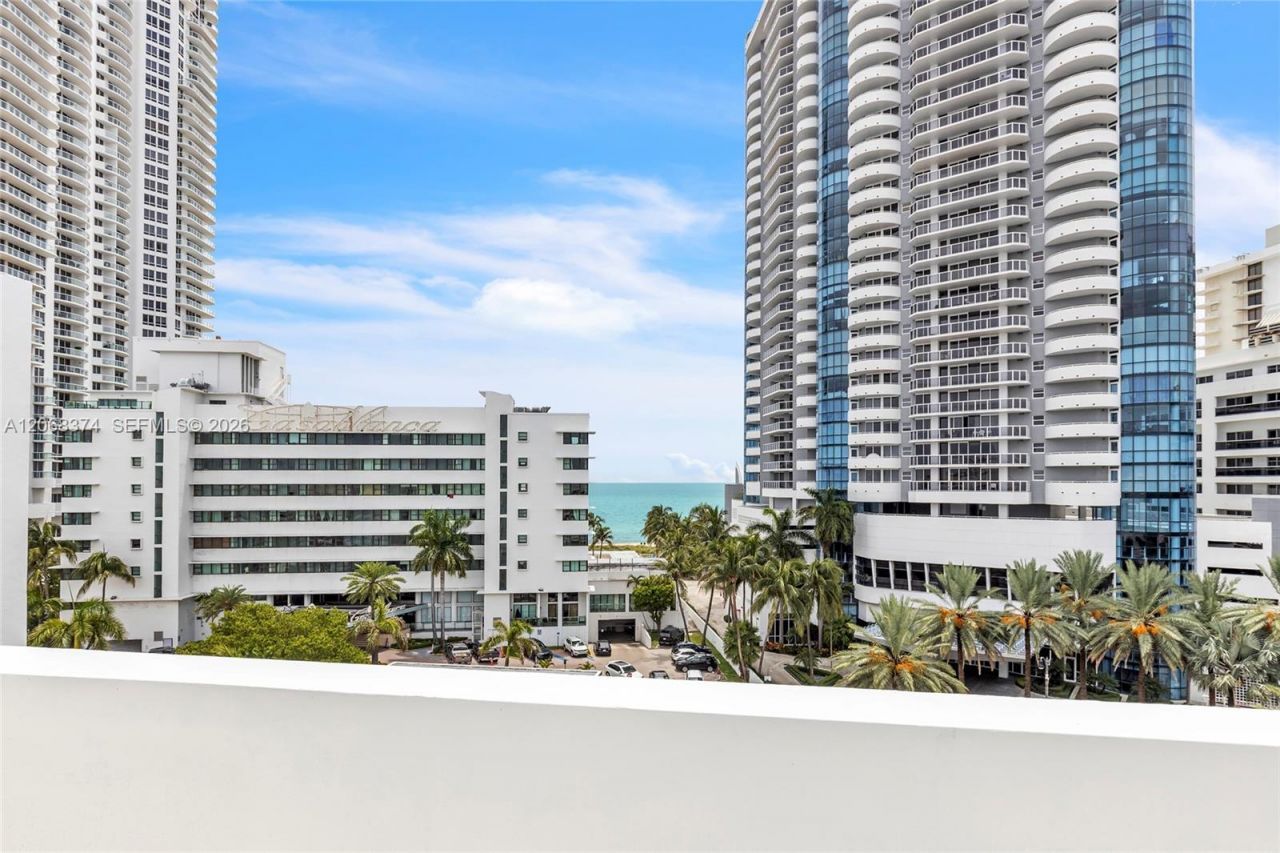 6305 Indian Creek Dr, Unit 3G, Miami Beach, FL 33141 Photo