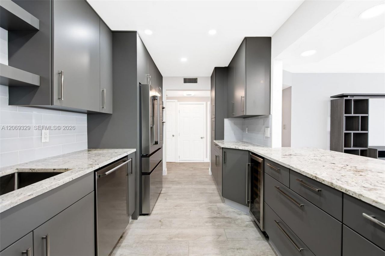 3700 Galt Ocean Dr , Unit 910, Fort Lauderdale, FL 33308 Photo