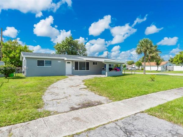 6270 NW 16th Ct, Sunrise, FL 33313