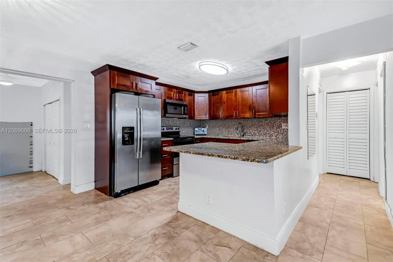 6270 NW 16th Ct, Sunrise, FL 33313 Photo
