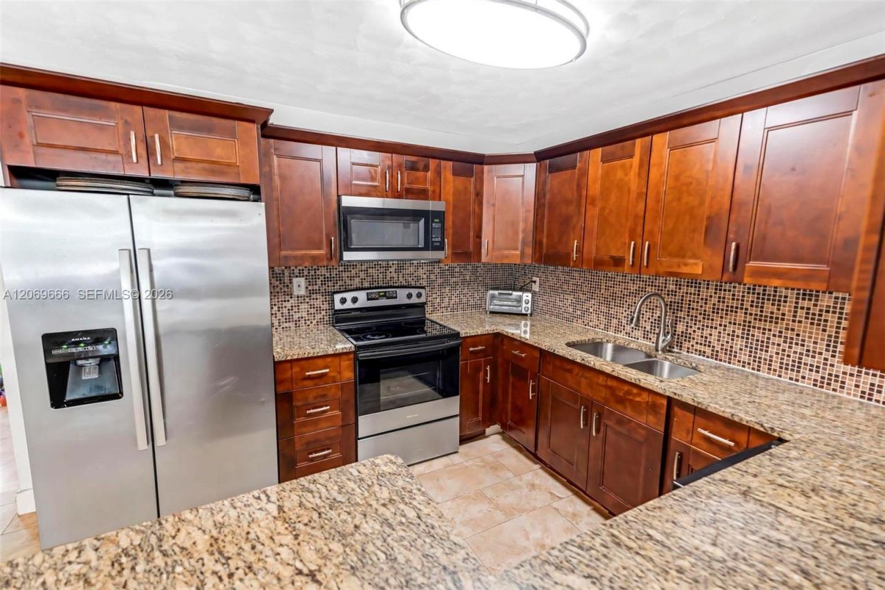 6270 NW 16th Ct, Sunrise, FL 33313 Photo