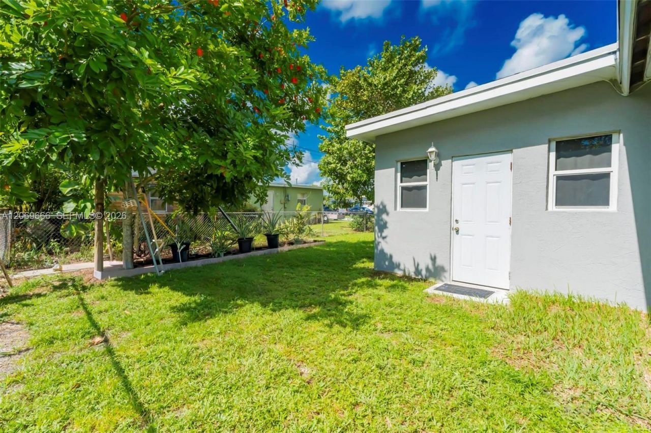 6270 NW 16th Ct, Sunrise, FL 33313 Photo