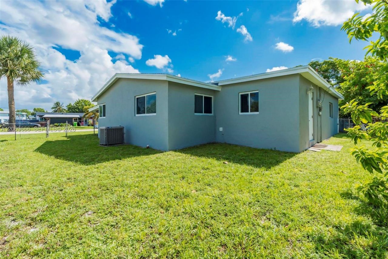 6270 NW 16th Ct, Sunrise, FL 33313 Photo