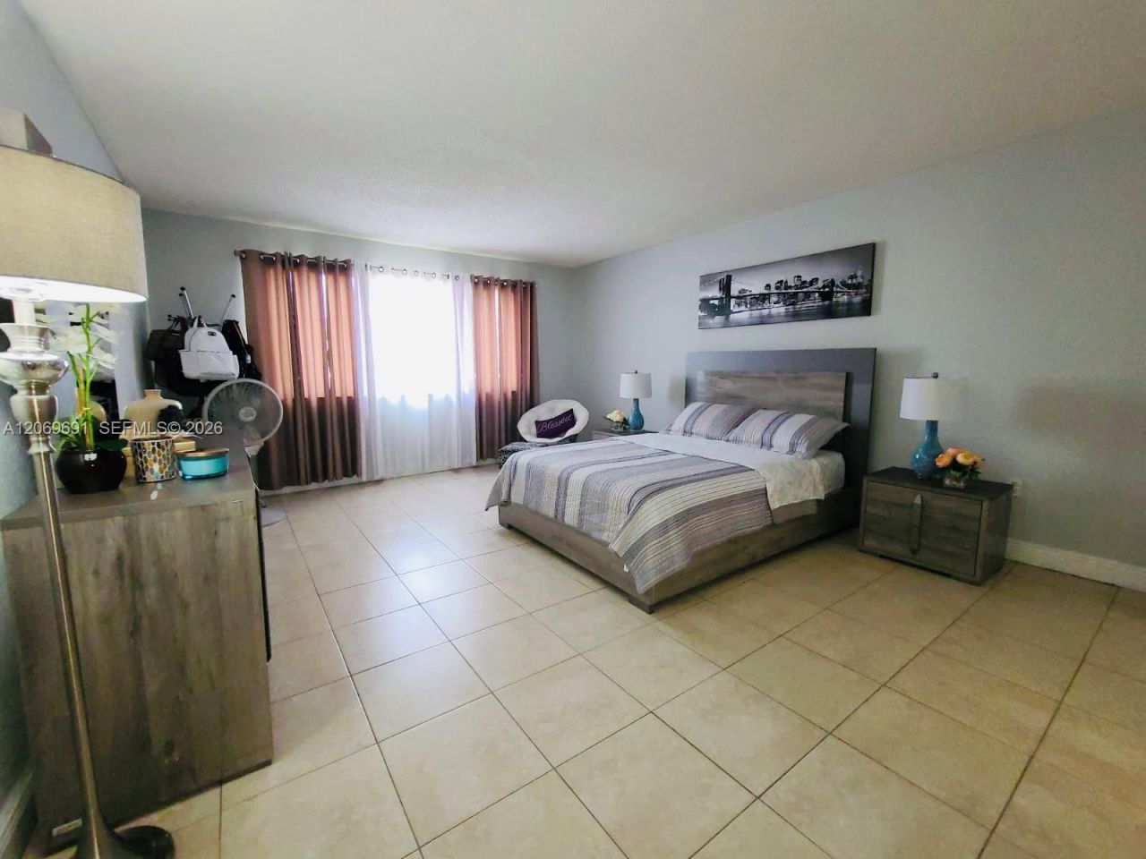 7000 NW 186th St , Unit 4-323, Hialeah, FL 33015 Photo
