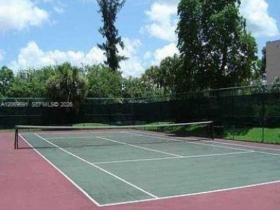 7000 NW 186th St , Unit 4-323, Hialeah, FL 33015 Photo