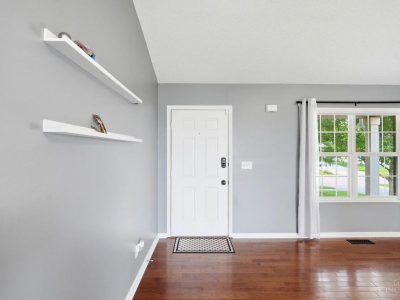 908 Pine Needle Place, Hamilton Township, OH 45039 Photo 5