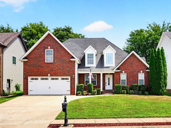 2473 Senseney Dr, Clarksville, TN 37042