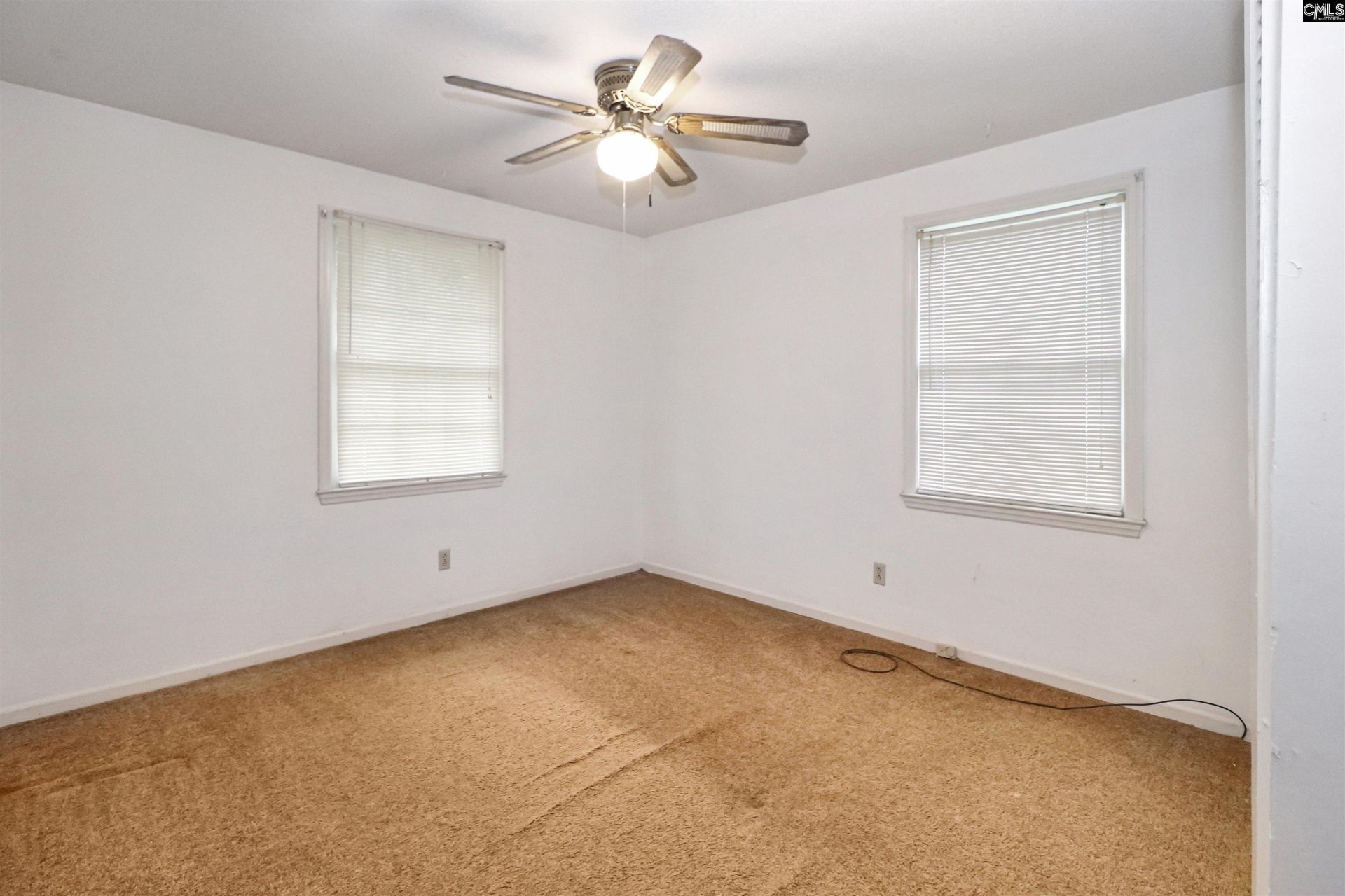 2821 Cliffside Circle Photo 10