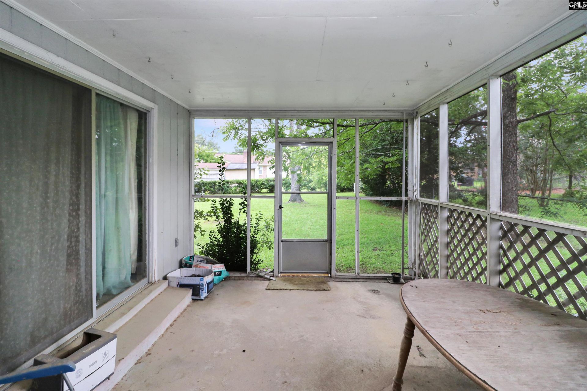 2821 Cliffside Circle Photo 15