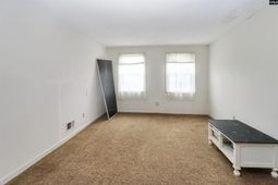 2821 Cliffside Circle photo 4