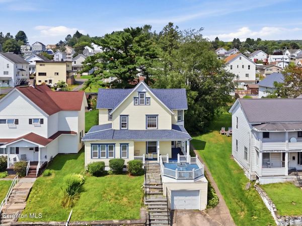 521 Delaware Street , Forest City, PA 18421