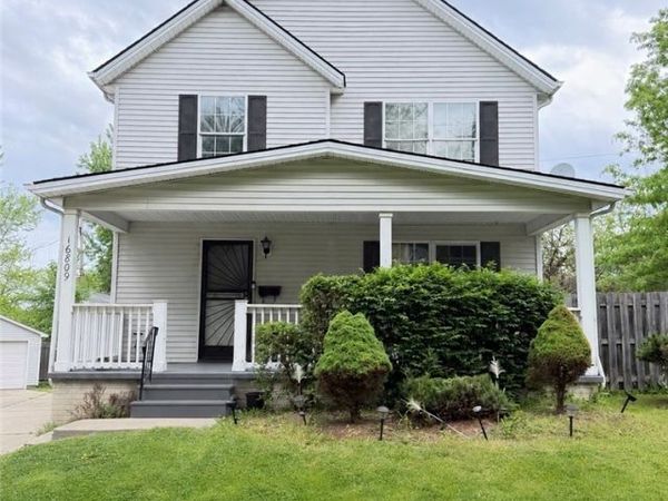 16809 Langly Avenue, Cleveland, OH 44128