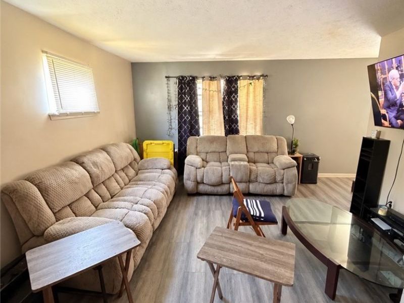 16809 Langly Avenue, Cleveland, OH 44128 Photo 9