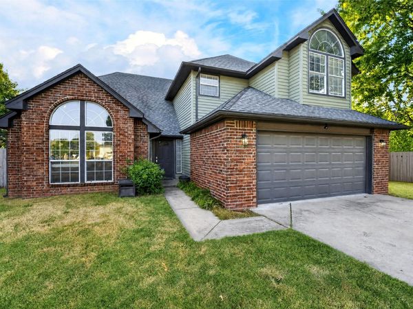 7906 N 131st East Avenue, Owasso, OK 74055
