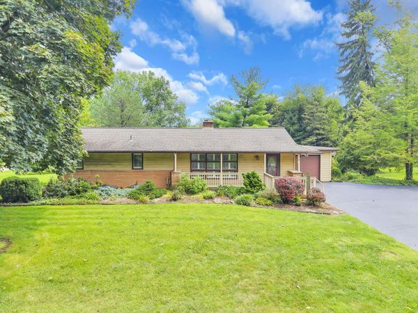 6540 Winston Court W, Columbus, OH 43235