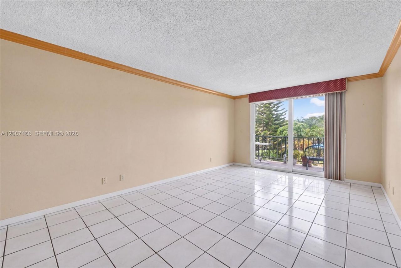 12500 NE 15th Ave , Unit 306, North Miami, FL 33161 Photo