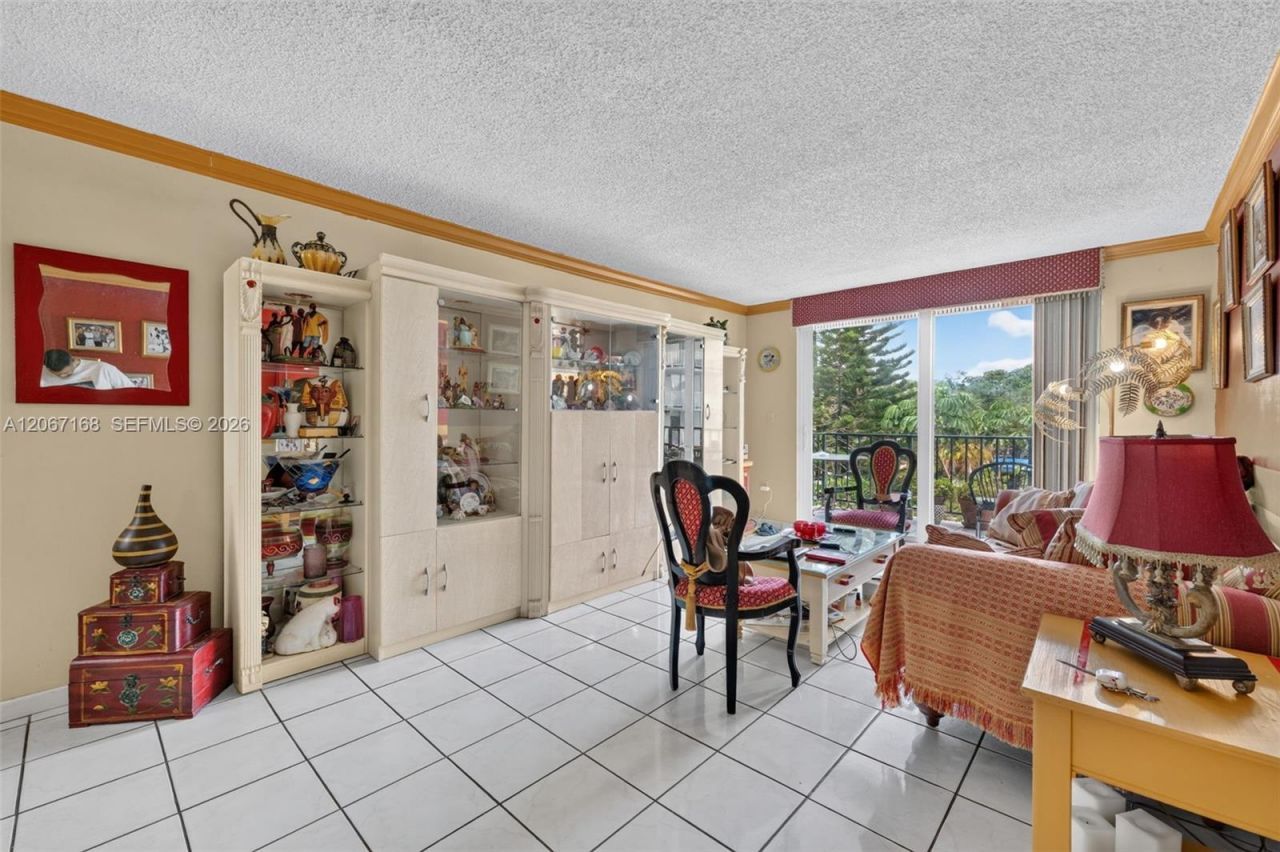 12500 NE 15th Ave , Unit 306, North Miami, FL 33161 Photo