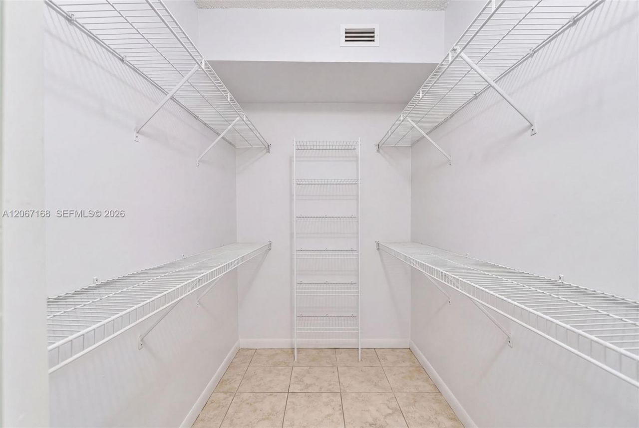12500 NE 15th Ave , Unit 306, North Miami, FL 33161 Photo