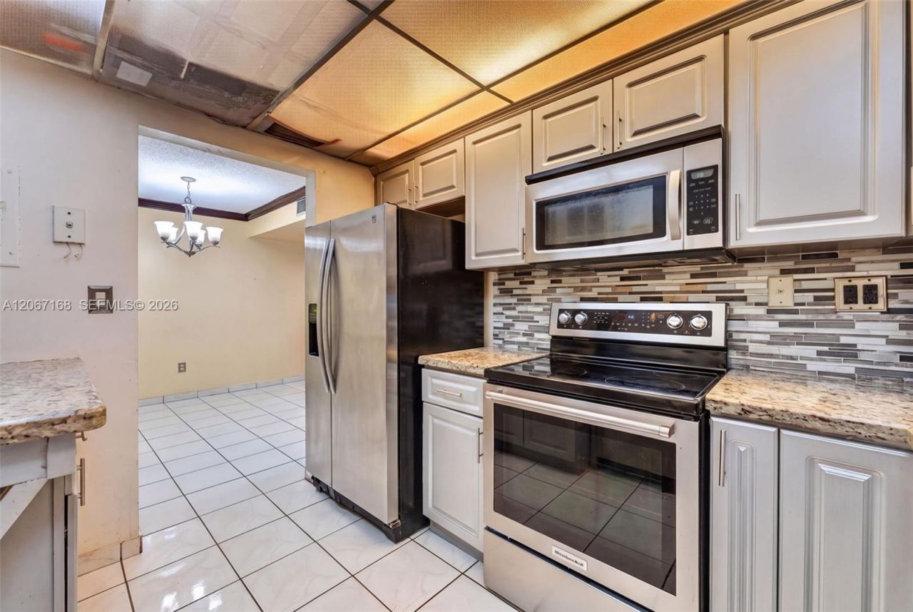 12500 NE 15th Ave , Unit 306, North Miami, FL 33161 Photo